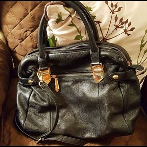 Gorgeous Leather Perlina Purse 👜